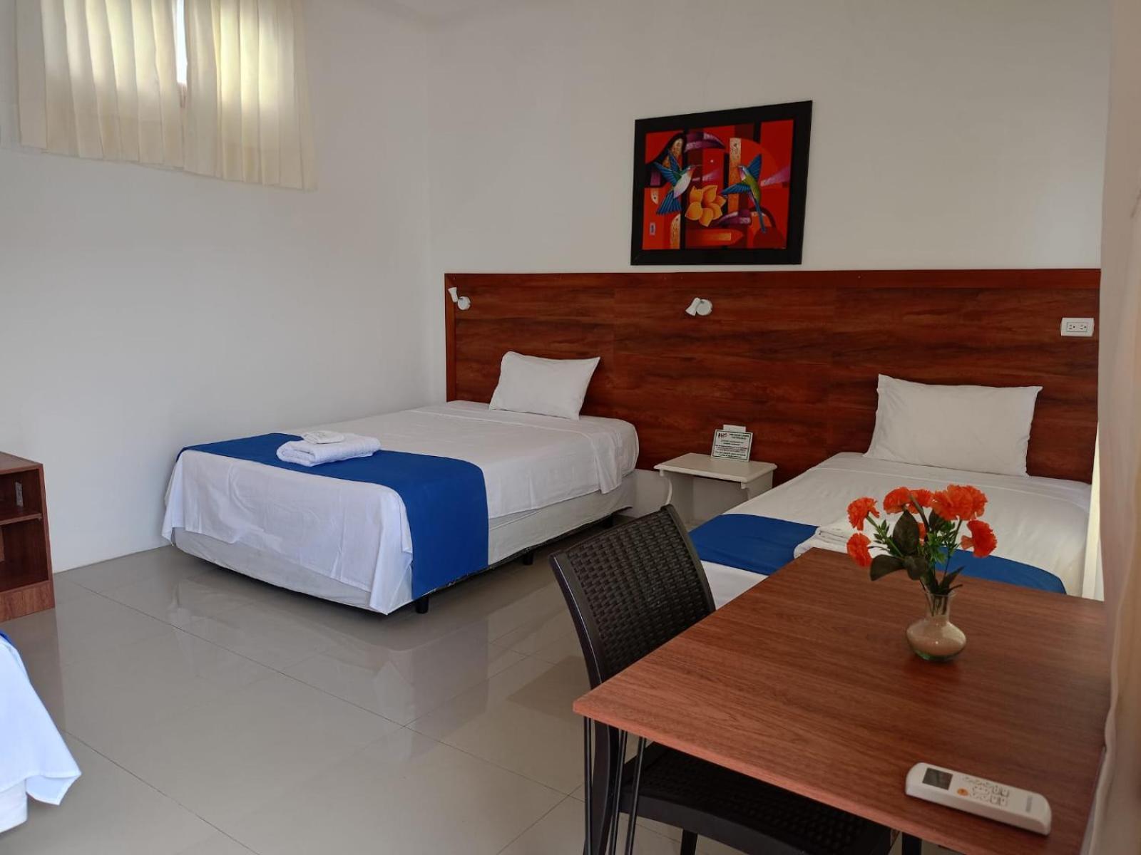 Galapagos Isabela Hotel Loja Пуэрто-Вильямиль Экстерьер фото