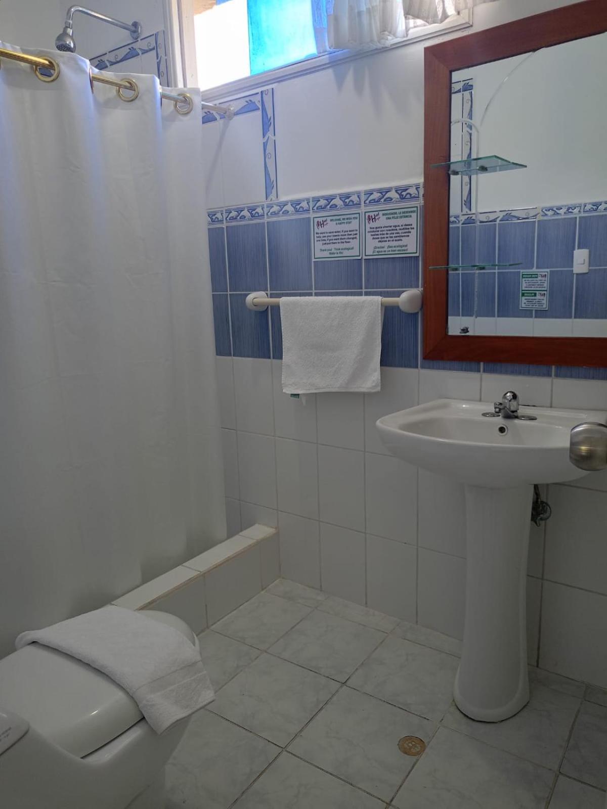 Galapagos Isabela Hotel Loja Пуэрто-Вильямиль Экстерьер фото